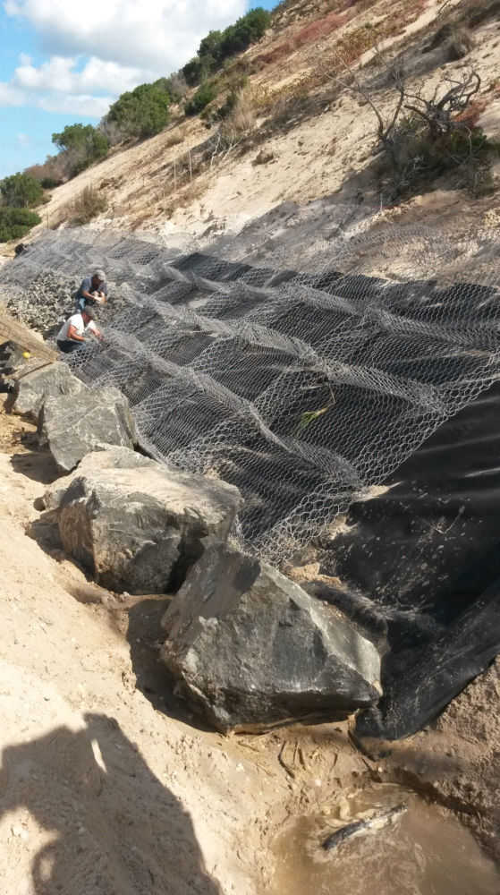 dock builder made gabion baskets